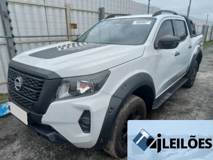 NISSAN FRONTIER CD 24/25