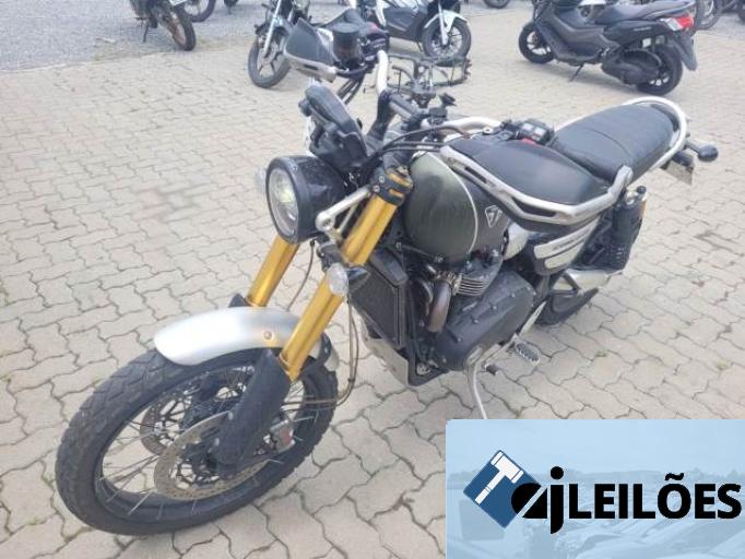 TRIUMPH SCRAMBLER 22/22