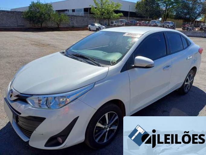 TOYOTA YARIS SEDAN 21/22 