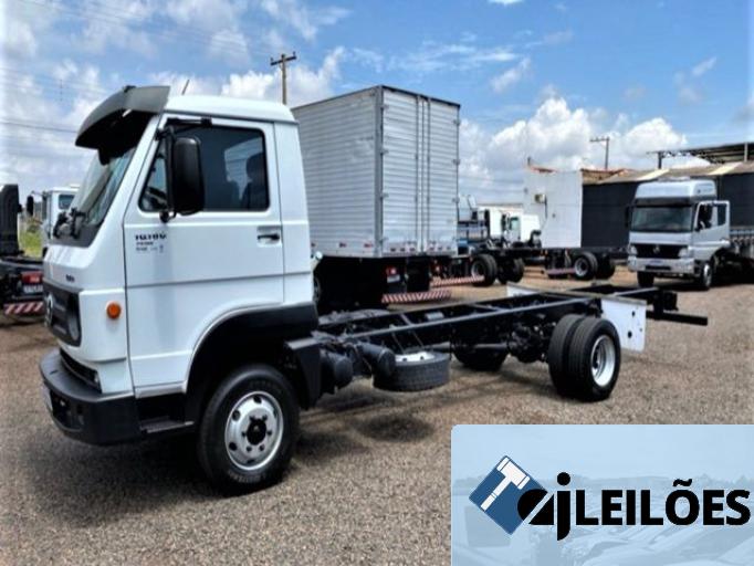 VOLKSWAGEN DELIVERY 10-160 17/18