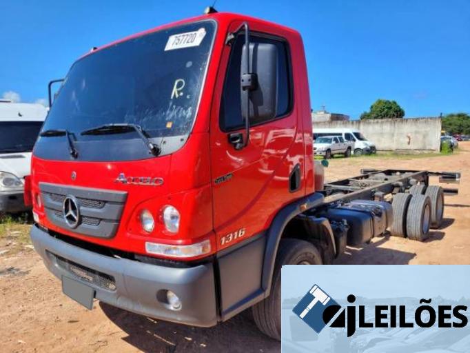 MERCEDES BENZ ACCELO 22/22