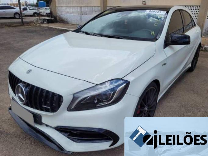 MERCEDES BENZ A45 18/18