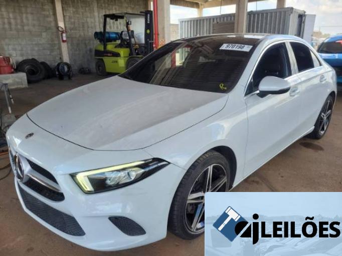 MERCEDES BENZ CLASSE A SEDAN 20/20