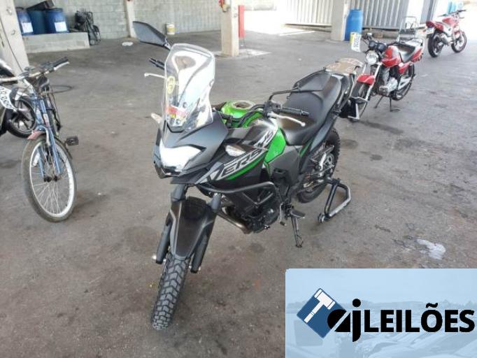 KAWASAKI VERSYS-X 21/21